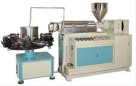 自動(dòng)吹瓶機(jī)與汽車裝飾用品 汕頭金平區(qū)湘源機(jī)械廠的專業(yè)優(yōu)勢